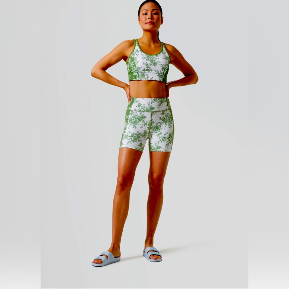 NWT Tnuck Sport Provence Toile 4inch Compression Bike Shorts